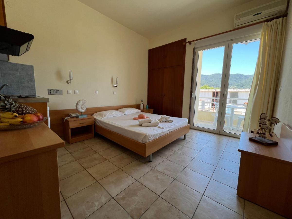 Villa Meresi - Thassos Town Center Bagian luar foto