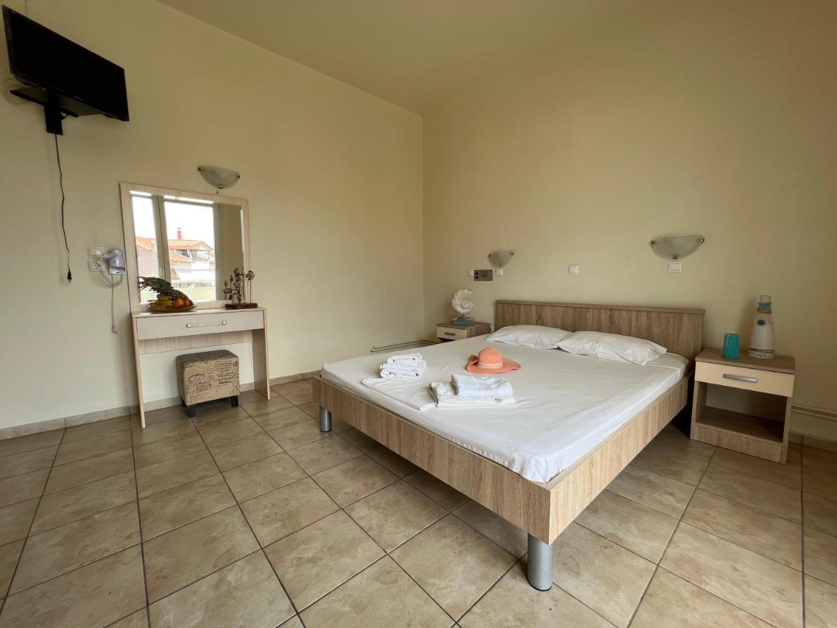 Villa Meresi - Thassos Town Center Bagian luar foto