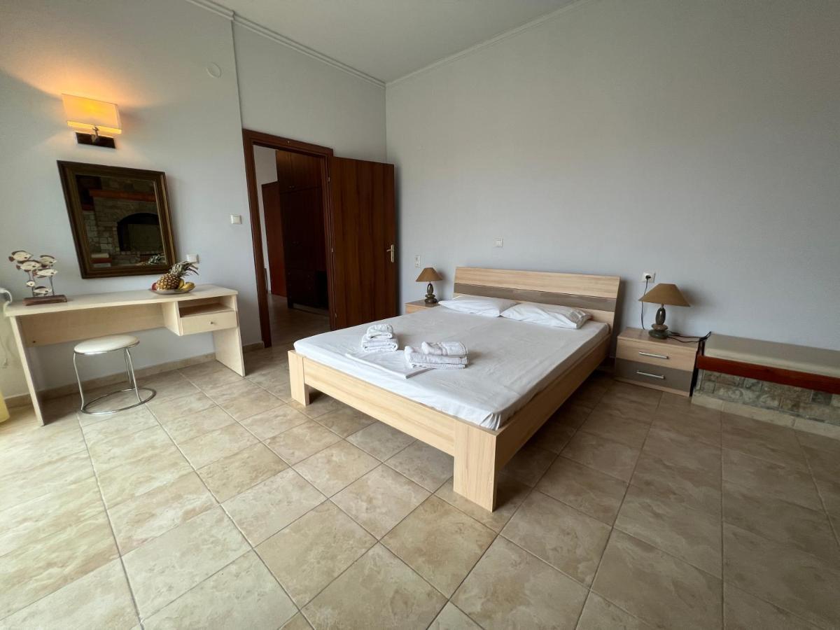 Villa Meresi - Thassos Town Center Bagian luar foto